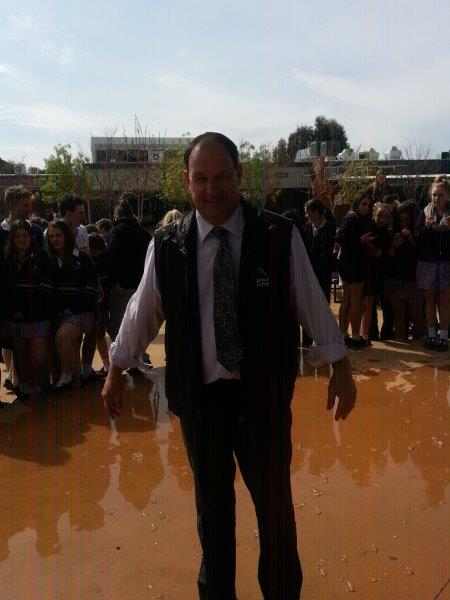 Ice Bucket 4